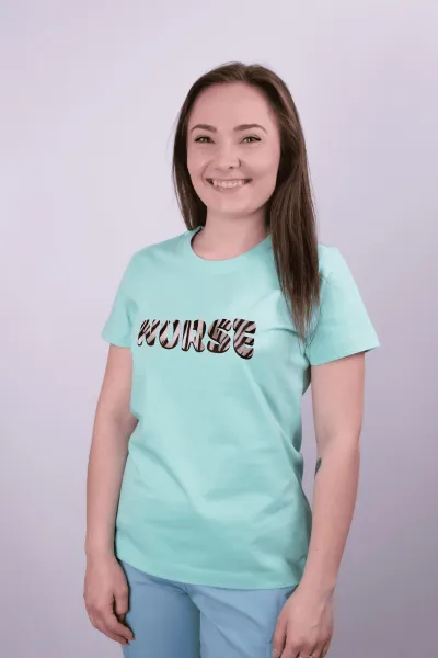 Zdravotnícke tričko Unidress-sestrička s nápisom zvierací motív