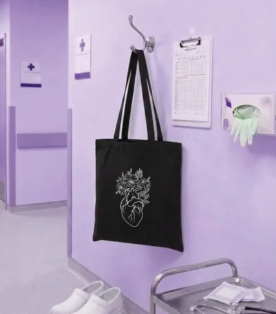 Bavlnená taška s umeleckým motívom-srdce s kvetmi