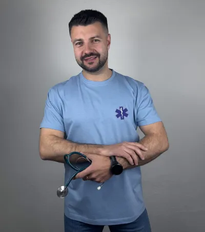 Pánske zdravotnícke tričko s potlačou- symbol zdravotníctva