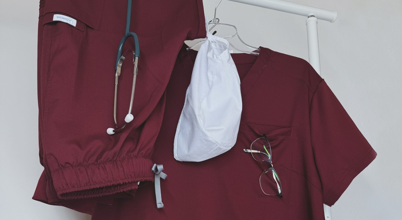 Kvalitné a pohodlné zdravotnícke oblečenie značky Unidress